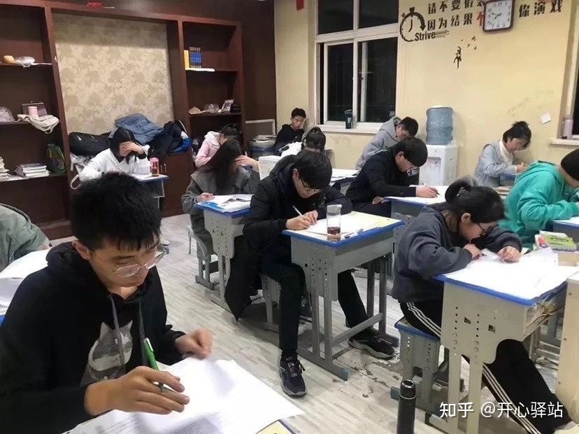 金博教育 以技術服務為階梯，邁向成功之路